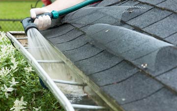 Llandilo Yr Ynys gutter cleaning costs